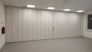 Shrnovací stěna SPF 50 dvoukřídlá